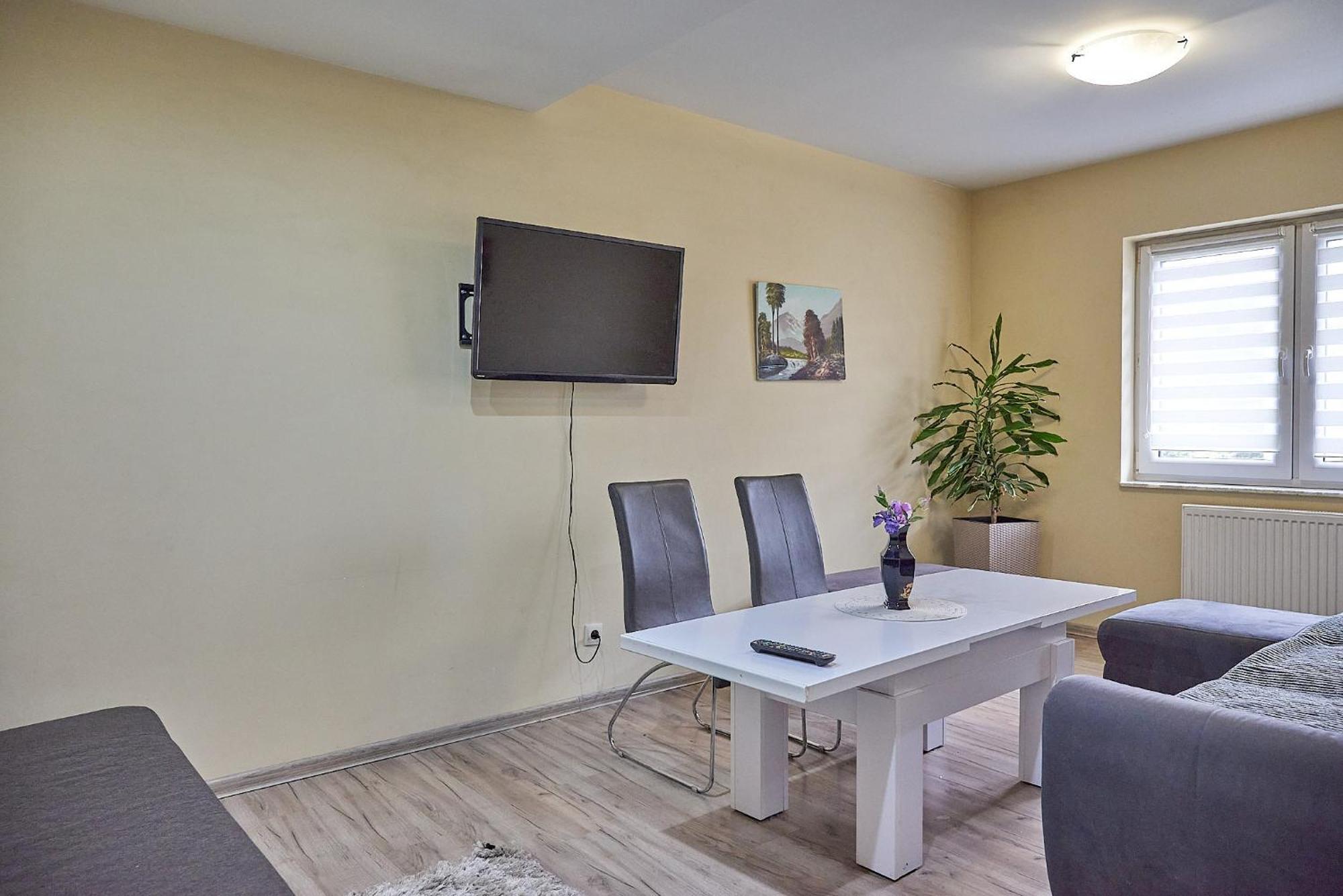 Waldi Apartament Cieplice Jelenia Gora Exterior photo